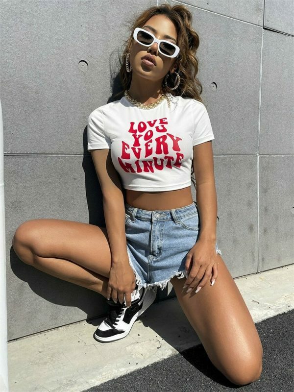 Y2K Wavy Text Slogan White Crop Tee - Trendy Streetwear Fashion