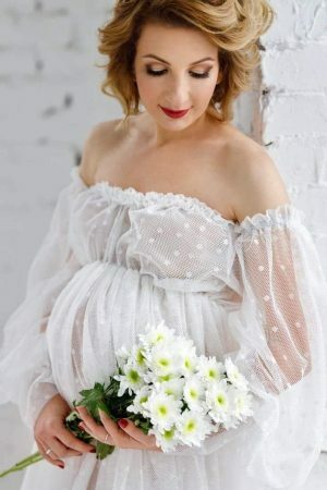 Y2K White Dot Tulle Maternity Dress with Lantern Sleeves