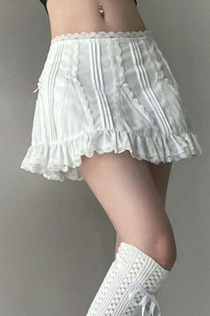 Y2K White Lace Mini Skirt - Preppy Kawaii Streetwear Aesthetic