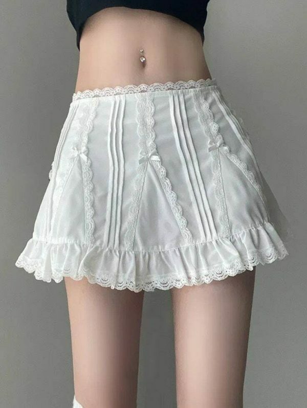 Y2K White Lace Mini Skirt - Preppy Kawaii Streetwear Aesthetic