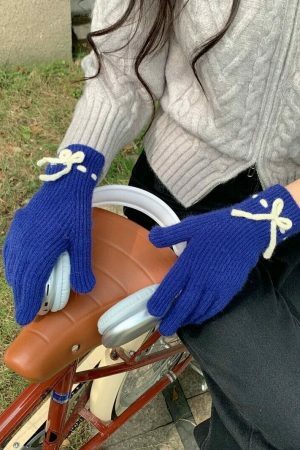 Y2K Winter Knitted Hand Gloves with Cute Bows and Touch Screen Holes